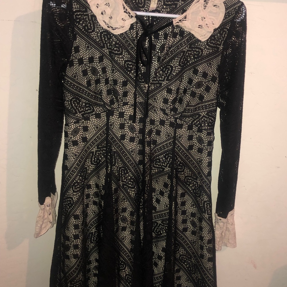 Dress - Picture 2 of 3